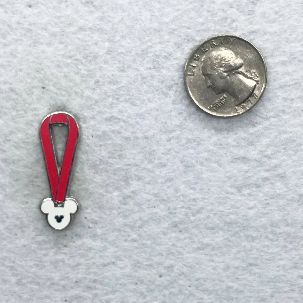 🔮 5/$25 Disney Red Mickey‎ Lanyard Pin